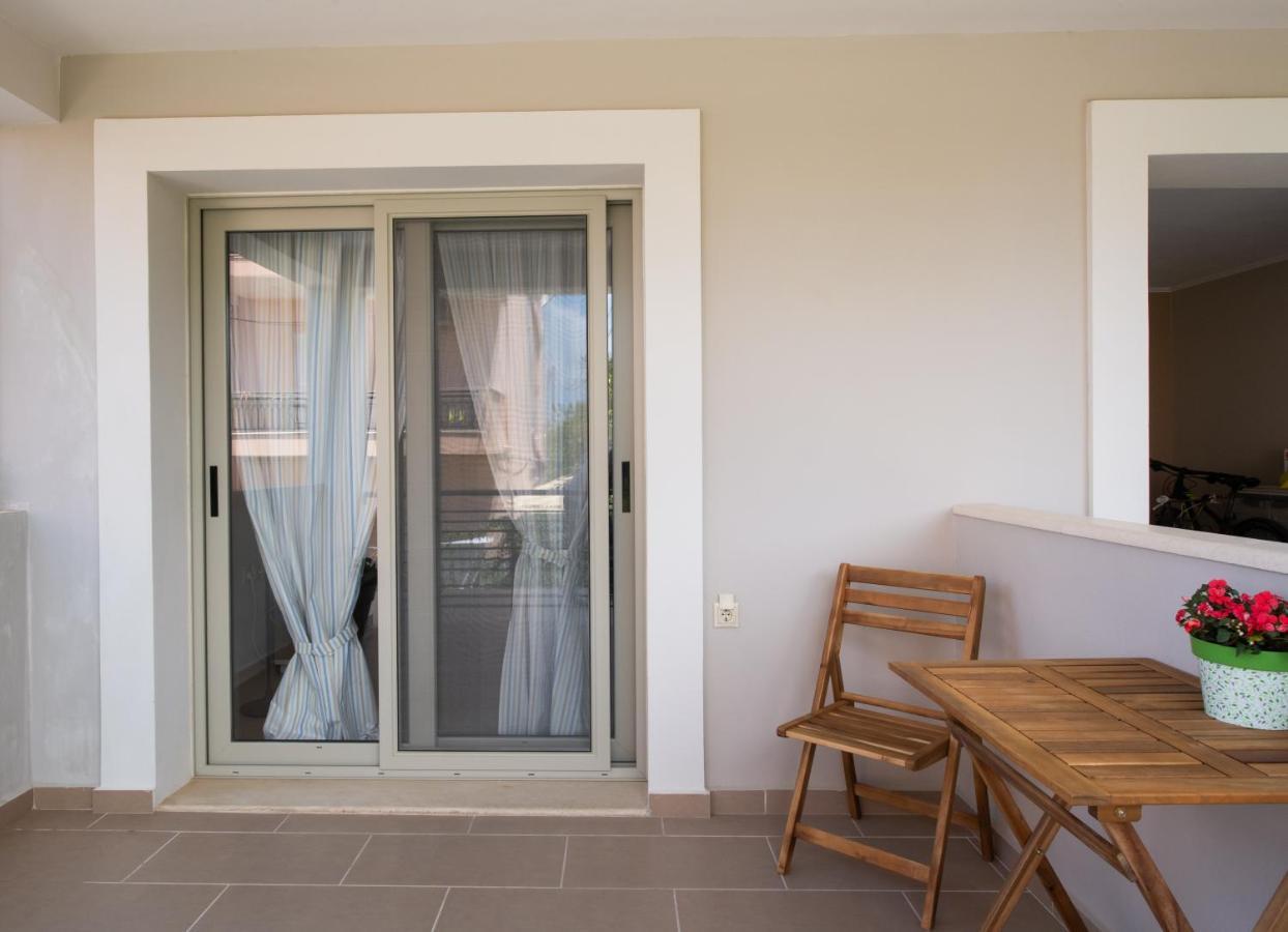 La Strada Apartment Лефкада Экстерьер фото
